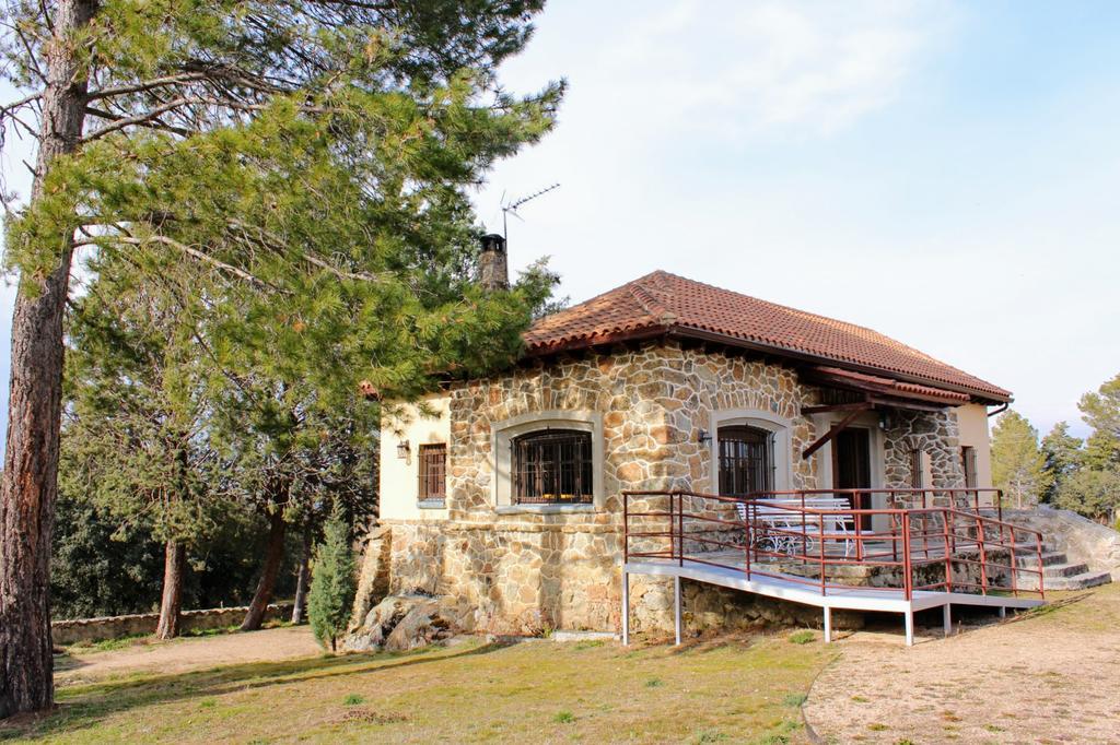 Casa Rural El Pinar Villa Navas de Riofrio Luaran gambar